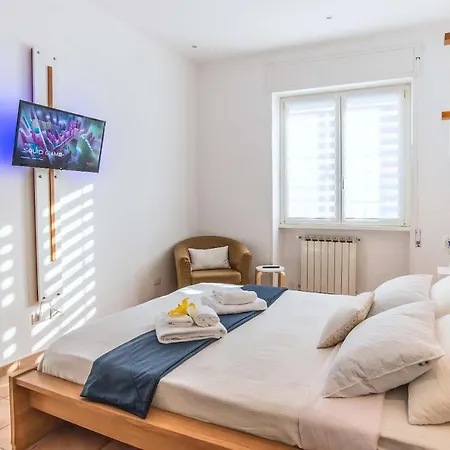 Apartment Giove *
